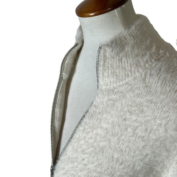 Sincerely Jules Cream Cozy Fuzzy Full Zip High Neck Cardigan Sweater Size L - Picture 4 of 8